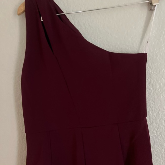 Burgundy One-Shoulder Cutout Asymmetrical Dress Medium - Picture 7 of 8